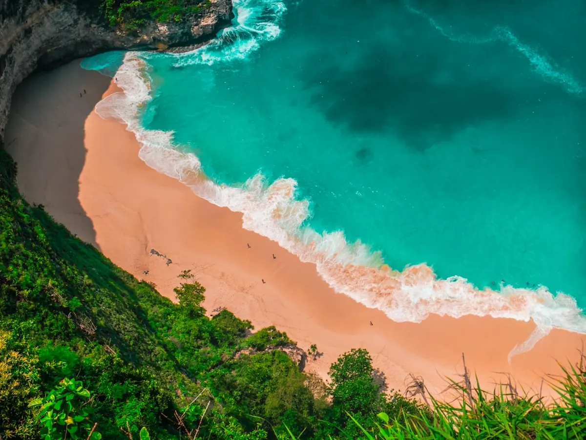 Safety tips for first-time helicopter passengers in Bali